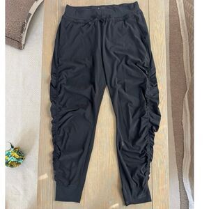 Athleta | Ruched Side Jogger Pant | Size: 6 | EUC